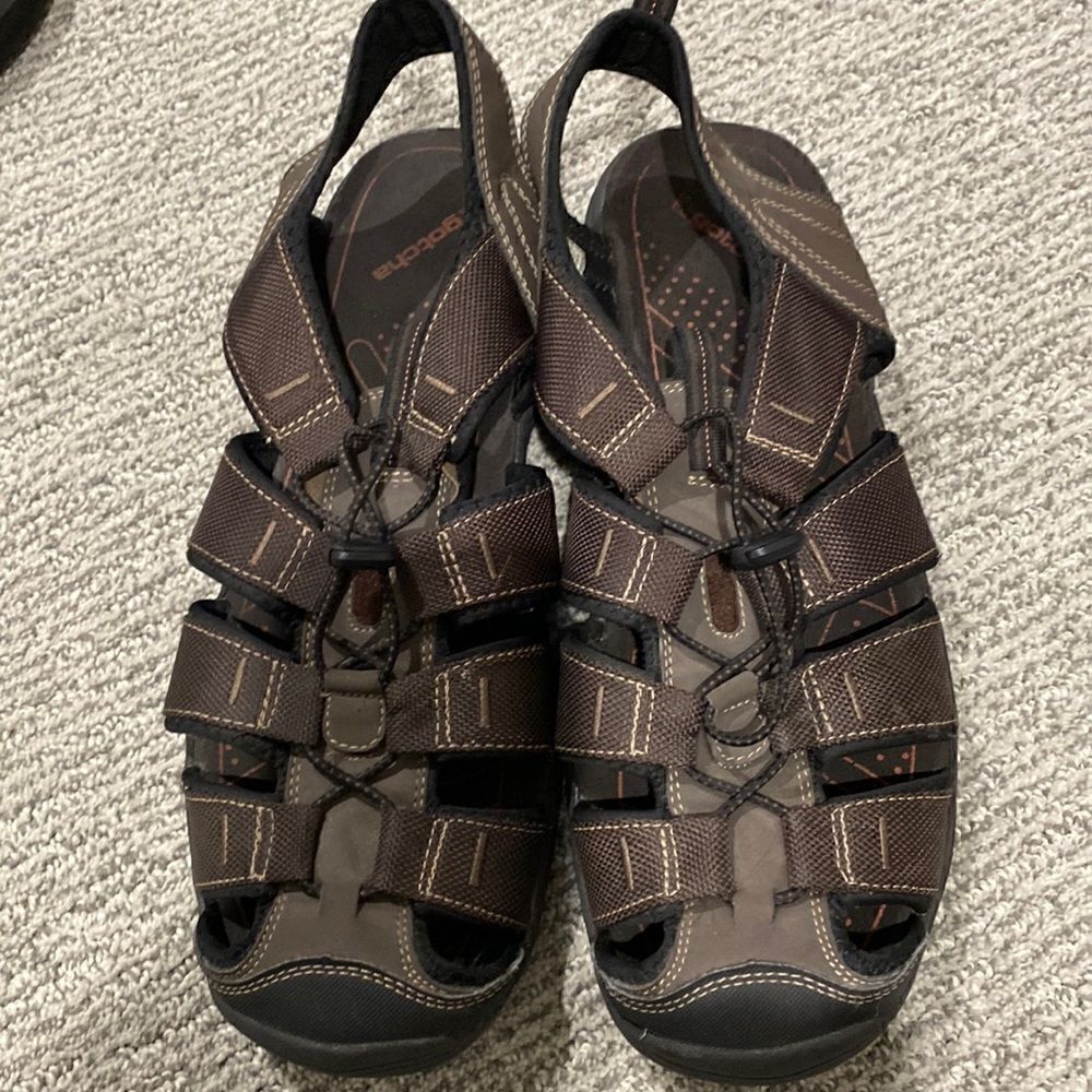 Gotcha sandals 